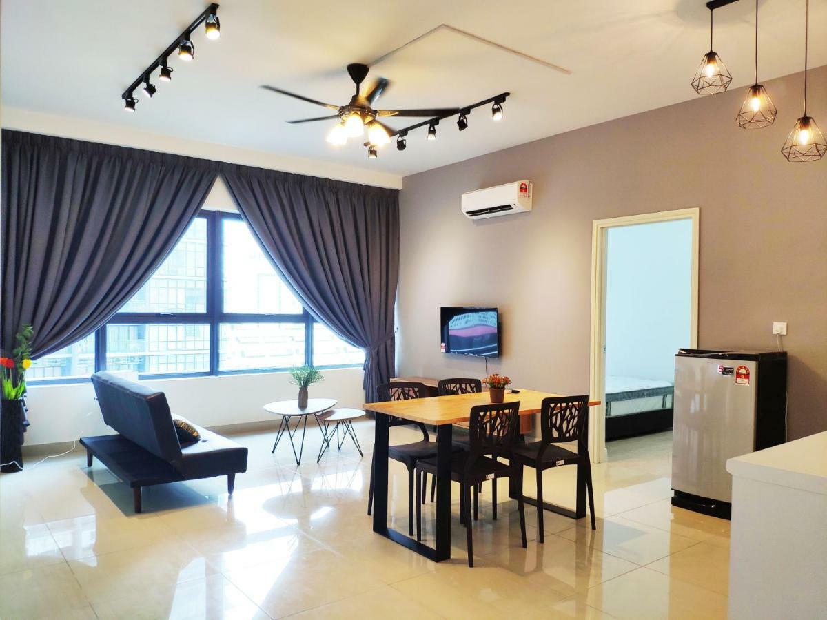 Arte Plus - Family Suite, 5 Pax, Jalan Ampang Kuala Lumpur Zewnętrze zdjęcie